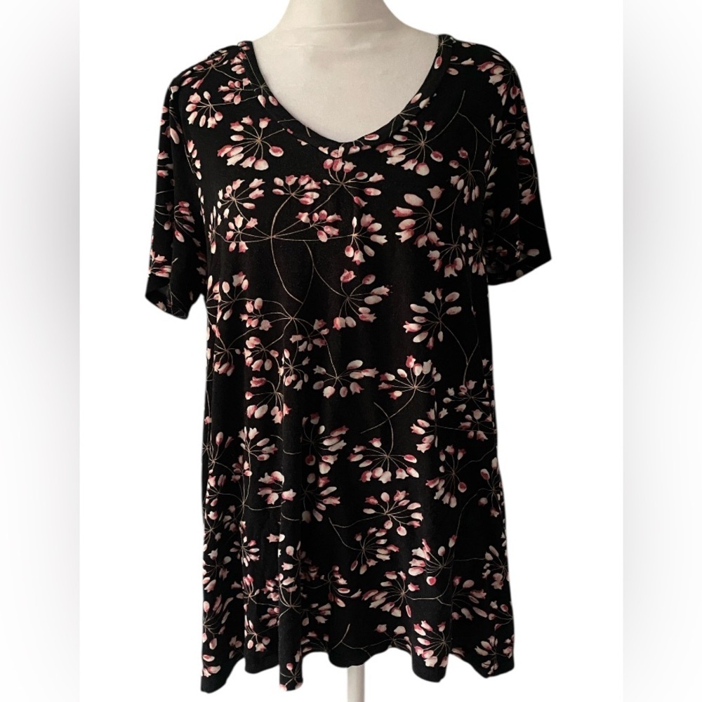 Pop young  women’s top size L